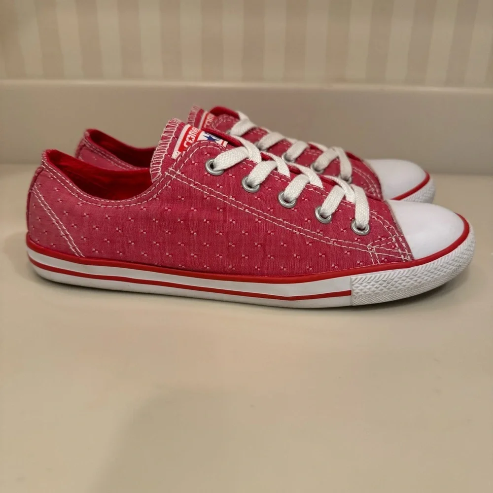 Converse Womens Chuck Taylor All Star Dainty Ox Sneakers Casino Red